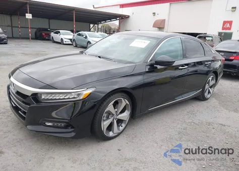 2020 Honda Accord Touring z USA, uszkodzony, nr VIN 1HGCV2F94LA008442